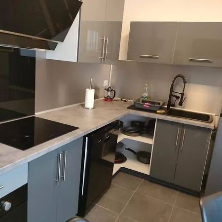 Apartman Entier Bron