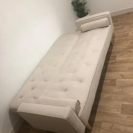 Appartement Bron * Bron