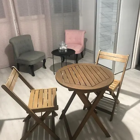 Apartment Appartement Bron Bron